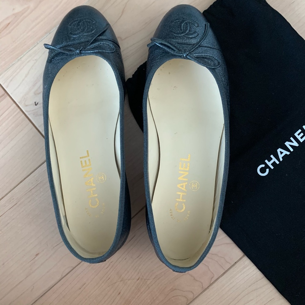 Chanel Ballerina Metallic Flat - Picture 3 of 4